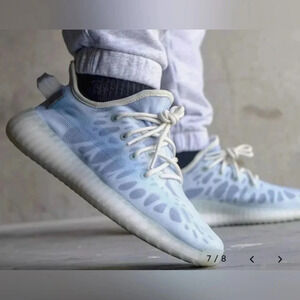 Adidas Yeezy Boost 350 V2 Light Blue White Pattern Lace Up Sneakers sz 8